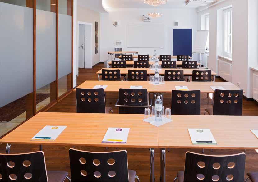 SEMINAR THE AT THE PARK HOTEL ALSO INCLUDES FOUR MODERN SEMINAR ROOMS THAT ARE AVAILABLE FOR GROUPS OF 5 TO 100 PEOPLE. Celebrate your events at the At the Park Hotel.